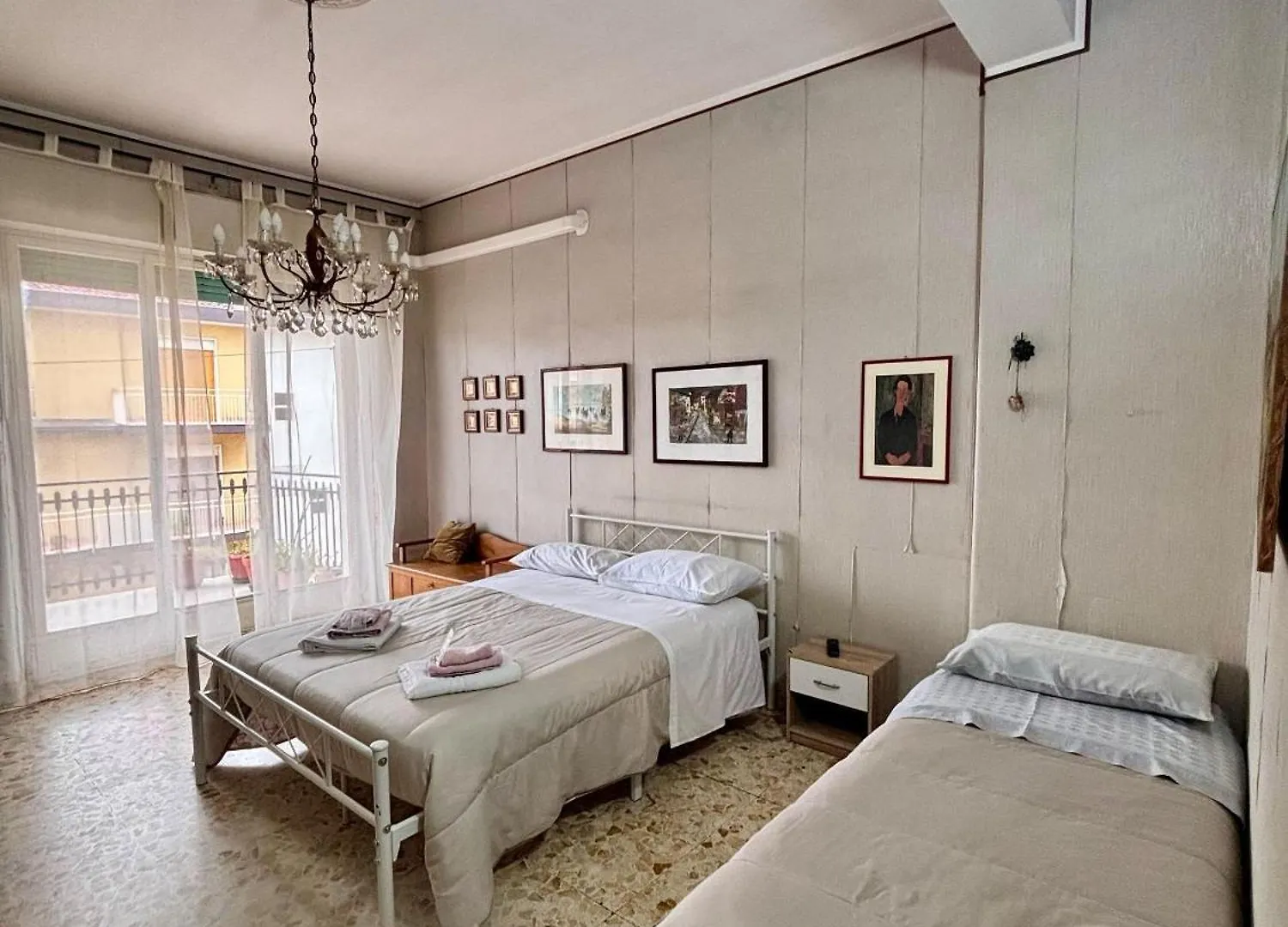 بيت ضيافة Room In Lodge - Stanza Tripla In Affitto جاري
